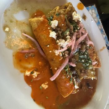 Gallo Blanco - Flautas - Mexican Near Me - Phoenix, Arizona Gallo Blanco - Flautas - Mexican Near Me - Phoenix, Arizona