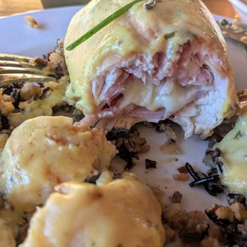 Ishnala - Chicken Cordon Bleu - Steakhouses Near Me - Wisconsin Dells, Wisconsin Ishnala - Chicken Cordon Bleu - Steakhouses Near Me - Wisconsin Dells, Wisconsin