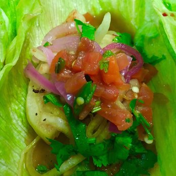 El Taco Tote - Shrimp taco in lettuce wrap - featuring live ant on the left side...:( - Mexican Near Me - Laredo, Texas