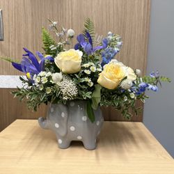Jimmy's Flowers - Flower arrangement
