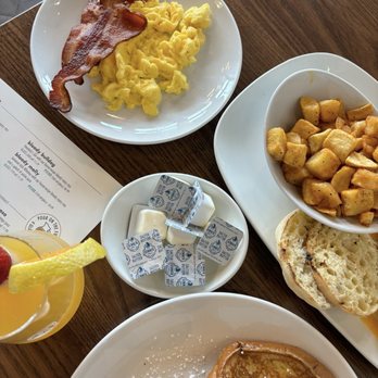 Another Broken Egg Cafe - Bacon, scrambled eggs - Breakfast & Brunch Near Me - West Columbia, South Carolina