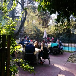 Raúl Correa y Familia - Patio externo