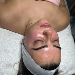 GlowBeauty by Natalia  - Dermaplaning facial
