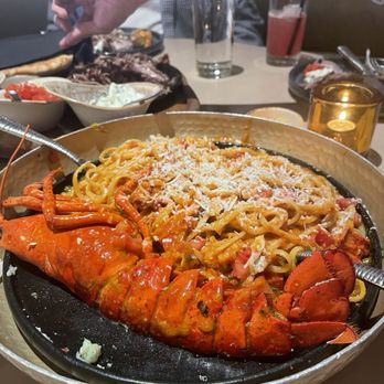 LÝRA - Greek Near Me - Chicago, Illinois