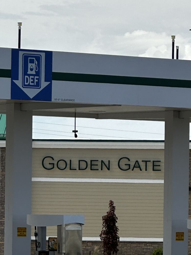 GOLDEN GATE AUTO TRUCK PLAZA Updated August 2024 875 South Hwy 99