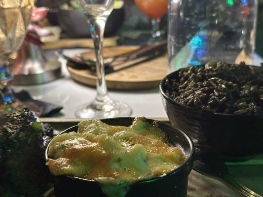 Zanzi Bar Cuisine & Lounge by null
