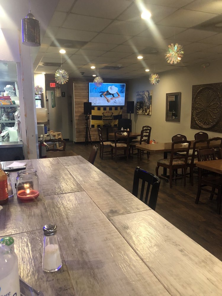 Honduras Bar & Grill