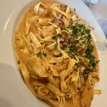 La Tavolata - Fettuccine Compleanno (3 stars) - Italian Near Me - Artesia, California
