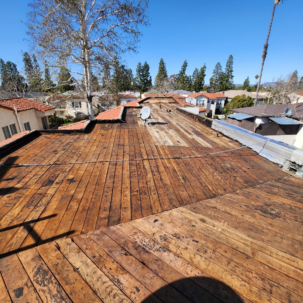 Slide of HYT Construction