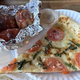 Tomato Basil Pizza