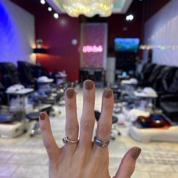 La Vie Nails - Nail Salons Near Me - Carmel, Indiana La Vie Nails - Nail Salons Near Me - Carmel, Indiana