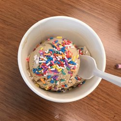 Scoops 2 U - Coffee ice cream