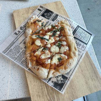 Castanea Sicilian Cafe - Margarita pie - Coffee & Tea Near Me - Beverly Hills, California