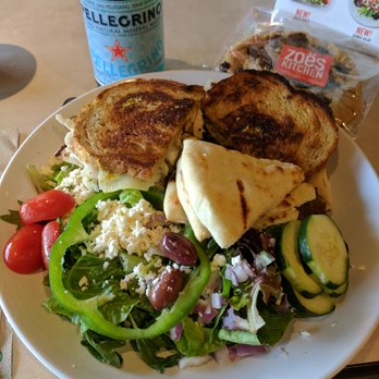 Zoes Kitchen 96 Photos 123 Reviews Mediterranean 11690