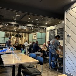 The Speckled Trout Restaurant and Bottle Shop - Dining room