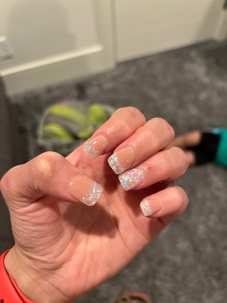 Expert Nails Logo