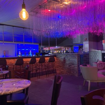 New Dragon - Oasis Lounge, New Dragon RI - Chinese Near Me - Narragansett, Rhode Island New Dragon - Oasis Lounge, New Dragon RI - Chinese Near Me - Narragansett, Rhode Island
