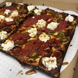 Valentino’s Pizza Lakewood