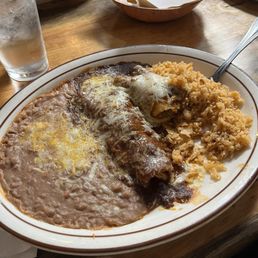 Enchiladas with mole