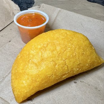 Tu Sabor Colombiano - Chicken Empanada - Colombian Near Me - Hartford, Connecticut Tu Sabor Colombiano - Chicken Empanada - Colombian Near Me - Hartford, Connecticut