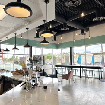 Common Bond On-The-Go - MarqE - Coffee & Tea Near Me - Houston, Texas Common Bond On-The-Go - MarqE - Coffee & Tea Near Me - Houston, Texas