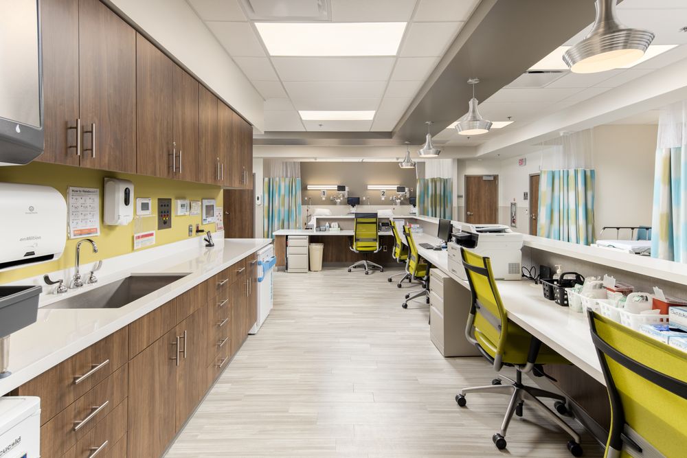 OCOTILLO SURGERY CENTER Updated September 2024 16 Photos 3920 S