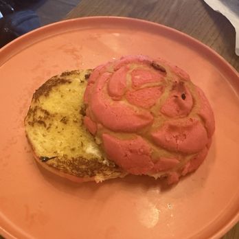 Bolillos Cafe - Toasted Concha - Mexican Near Me - Laredo, Texas