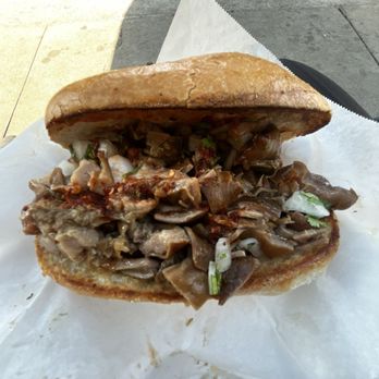 Carnitas El Momo - Tortas - Food Trucks Near Me - Los Angeles, California Carnitas El Momo - Tortas - Food Trucks Near Me - Los Angeles, California