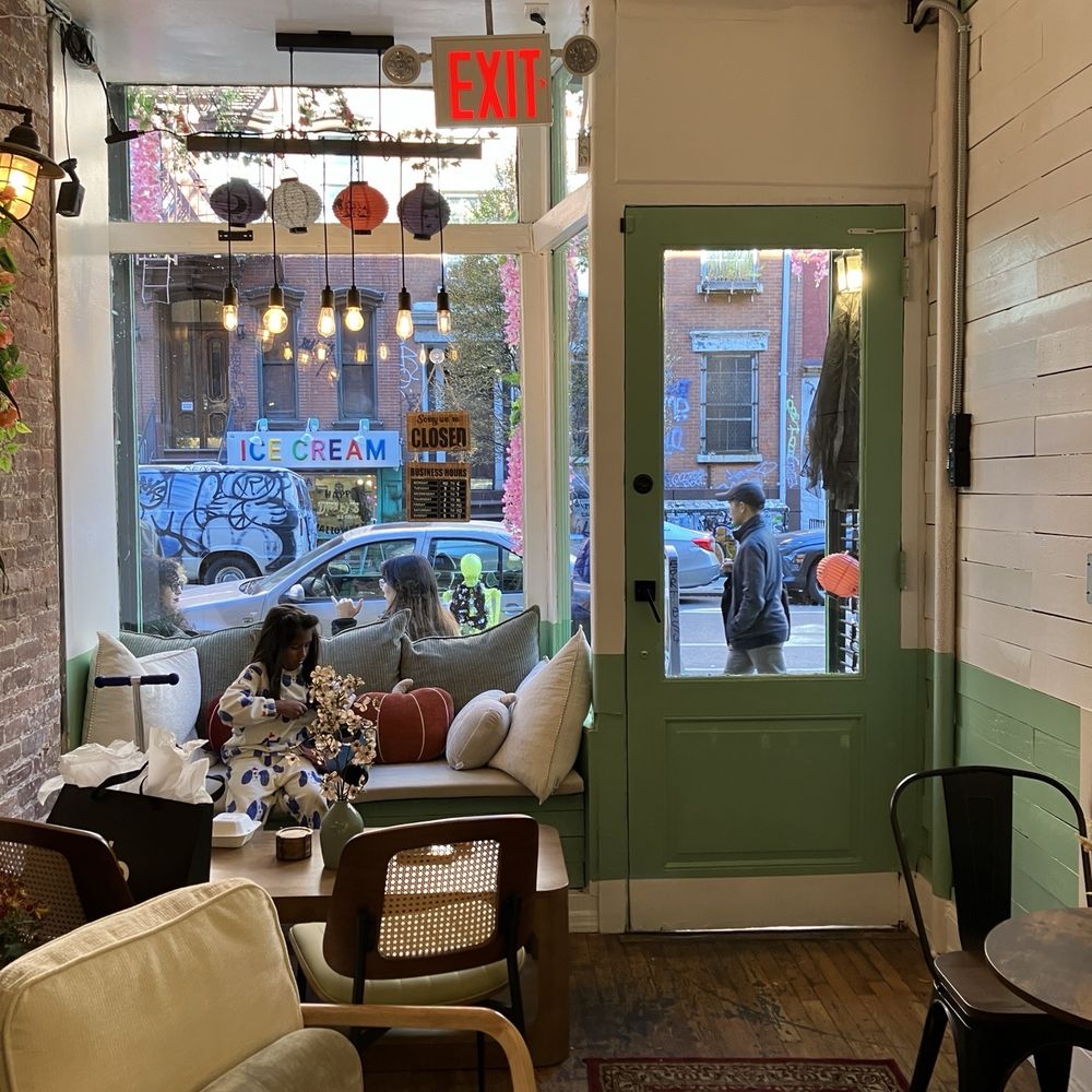 Seald Cafe - Inside - Cafes Near Me - New York, New York Seald Cafe - Inside - Cafes Near Me - New York, New York