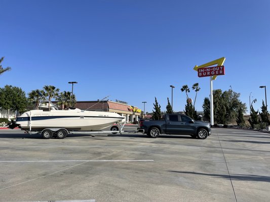 In-N-Out Burger by null