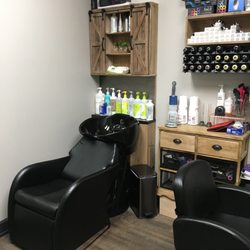 Curls Flow Hair Studio - Curls Flow Hair Studio