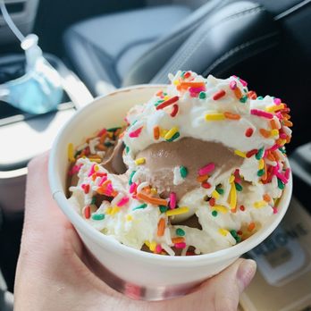 Katie's Ice Cream - Love their soft serve - Ice Cream & Frozen Yogurt Near Me - Hyannis, Massachusetts