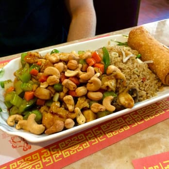 Lucky Dragon - Cashew Chicken Combo - Chinese Near Me - Bennington, Vermont Lucky Dragon - Cashew Chicken Combo - Chinese Near Me - Bennington, Vermont