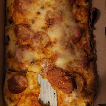 Panera Bread - After 35 years of eating pizza yup this is the worst. - Sandwiches Near Me - La Canada Flintridge, California