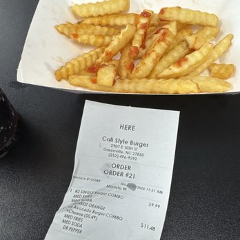 Cali Style Burger - Is ok I give a 5  out of 10 , on an avocado burger  just eat half of the burger . - Burgers Near Me - Greenville, North Carolina