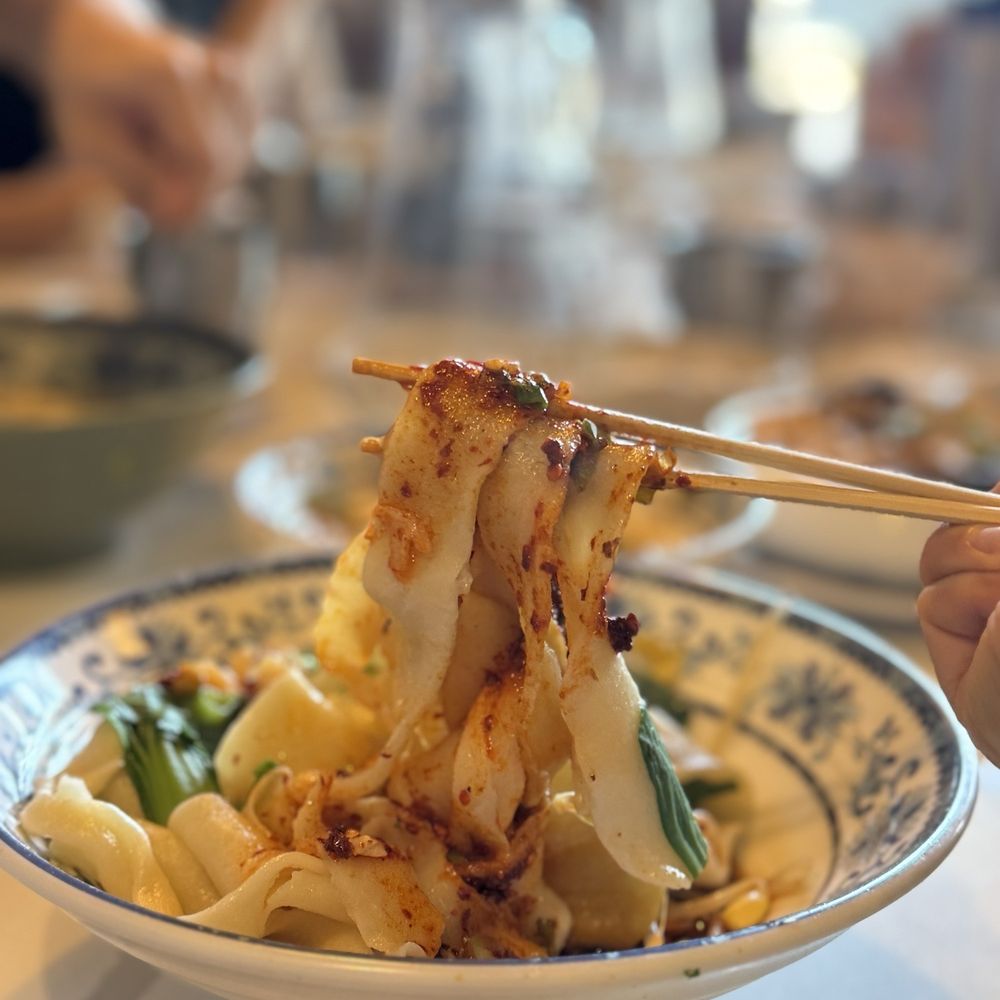「Hot&Sweet-Sour Soup-BEST OF LOVE SONG- 🍲 Dad's AMAZING Hot and Sour Soup (酸辣湯)! - YouTube