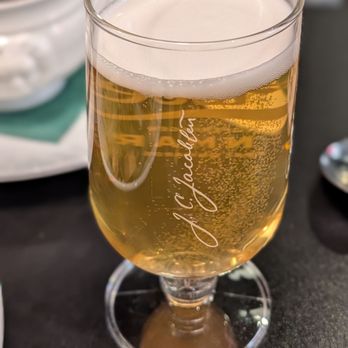Billund Gastropub - Local beer - Burgers Near Me - Billund