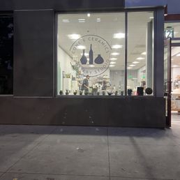 Exterior outside entrance of Cone 6 Ceramics - San Diego, California Exterior outside entrance of Cone 6 Ceramics - San Diego, California