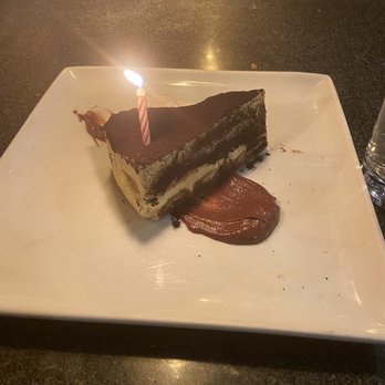 Charbonos - Tiramisu - Italian Near Me - Avon, Indiana