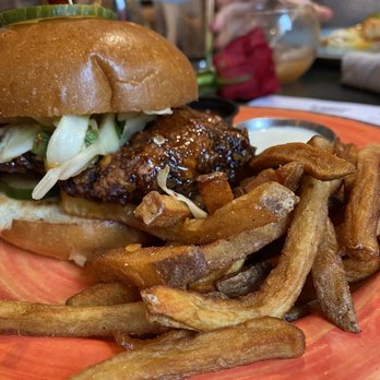 Cedar - Breakfast & Brunch Near Me - Covington, Kentucky
