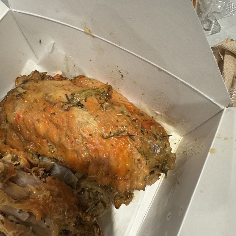 Cornbread Brooklyn - Them Turkey wings - Soul Food Near Me - Brooklyn, New York Cornbread Brooklyn - Them Turkey wings - Soul Food Near Me - Brooklyn, New York
