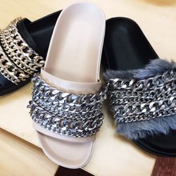 Hot Foot Shoes - Kendall & Kylie slides. So trendy right now.
