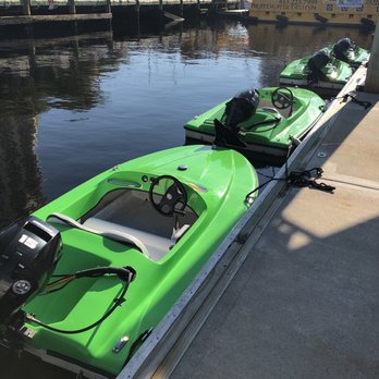 Riverwalk Boating - Boating Near Me - Tampa, Florida