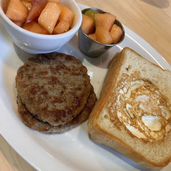 The Toasted Yolk Cafe - Breakfast & Brunch Near Me - Myrtle Beach, South Carolina