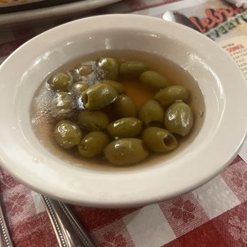 Buca di Beppo Italian Restaurant - Italian Near Me - Redondo Beach, California Buca di Beppo Italian Restaurant - Italian Near Me - Redondo Beach, California
