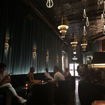 The Pearl Club - Lounges Near Me - Chicago, Illinois