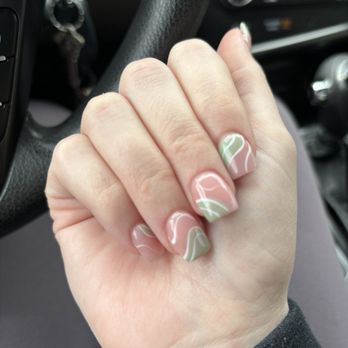 Classic Nails - Nail Salons Near Me - Tampa, Florida