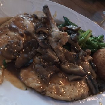 Positano Restaurant - Chicken Marsala - Italian Near Me - Brooklyn, New York Positano Restaurant - Chicken Marsala - Italian Near Me - Brooklyn, New York