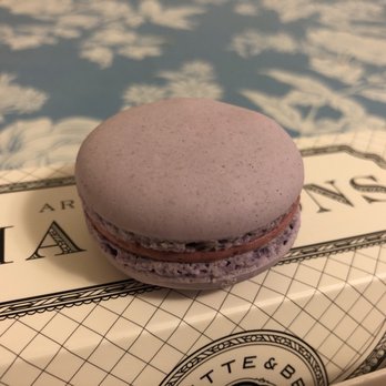 Bobbette & Belle - Blackcurrant Macaron - Caterers Near Me - Toronto, Ontario