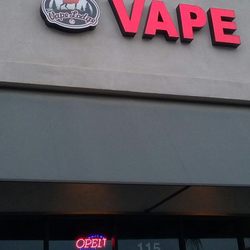 The Vape Lodge 2 - Front of store